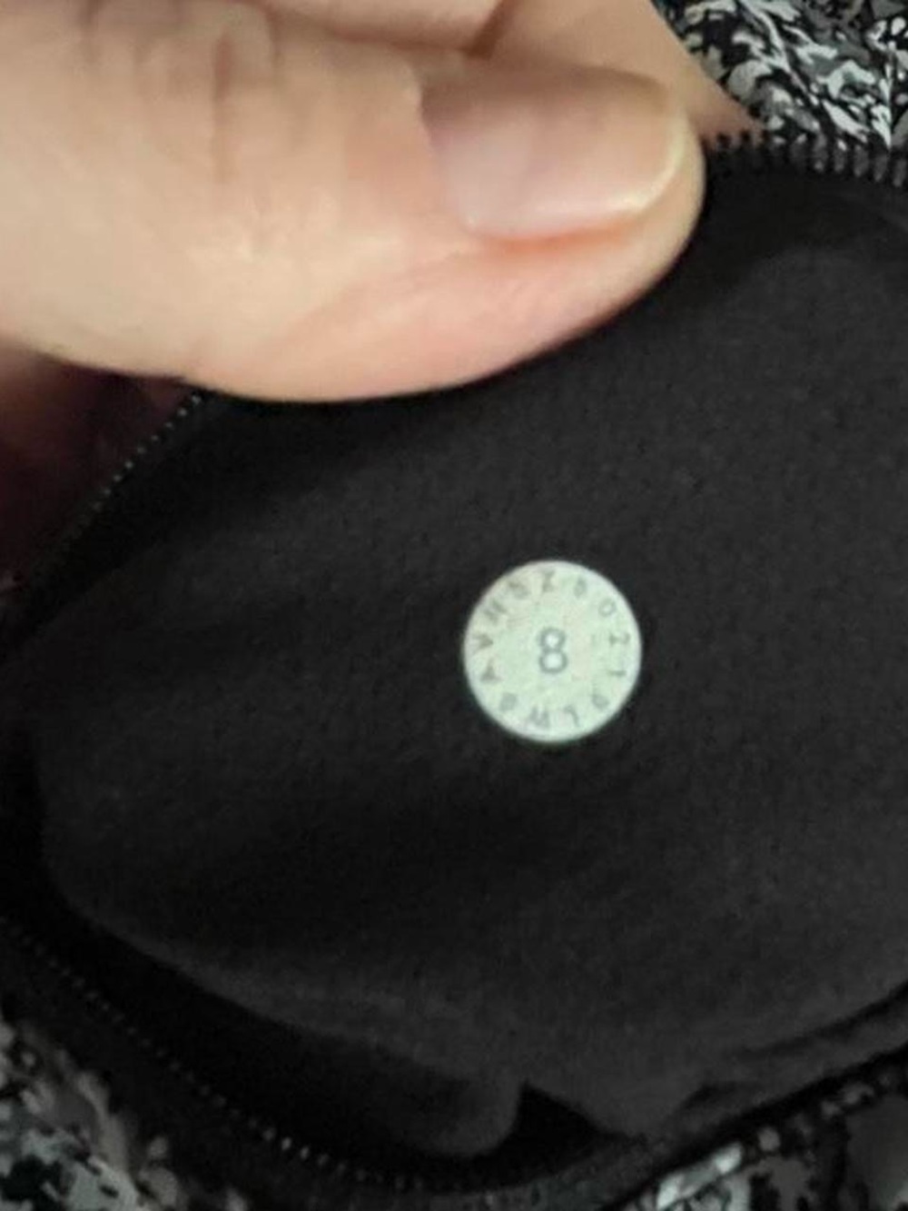 lululemon athletica Black & White Speckled High-Rise Cropped Leggings - Picture 7 of 8